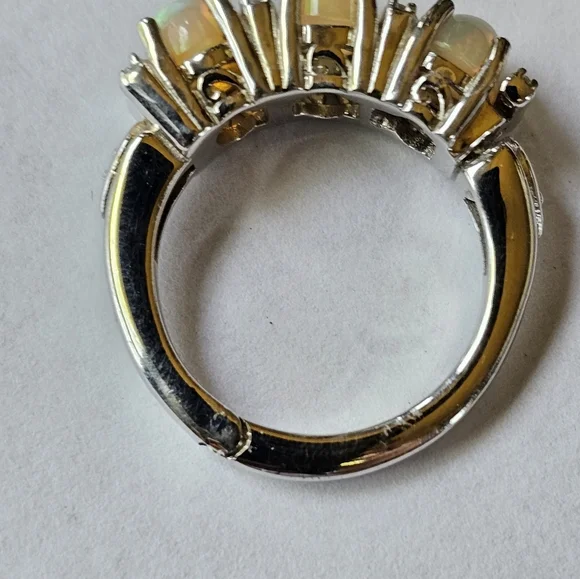 Genuine Welo Opals and Diamond Ring in Platinum over Sterling Silver Sz 6! - Picture 11 of 12